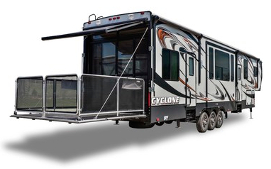 Shop Fifth Wheels in Marion, IL